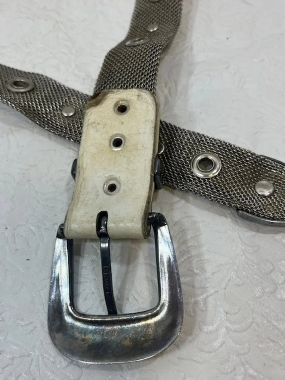 VTG Silver Tone Metal Mesh White Leather Concho Grommets Belt Western Buckle32 M